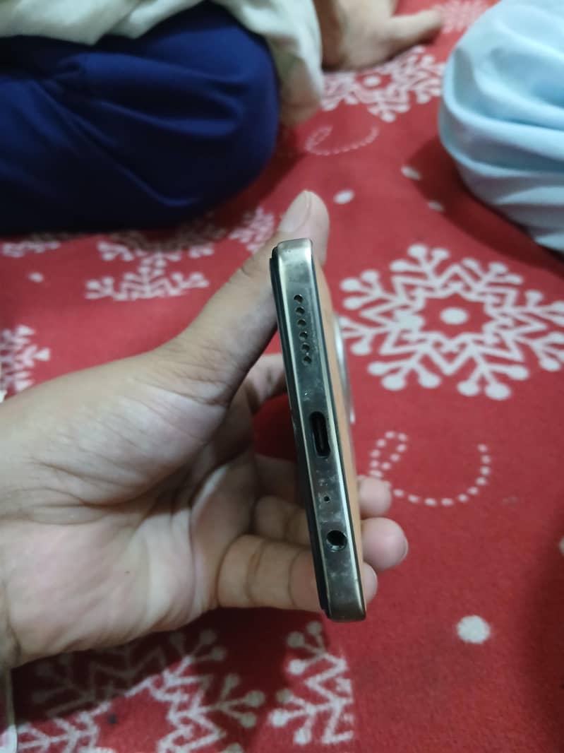 Tecno camon 30 2