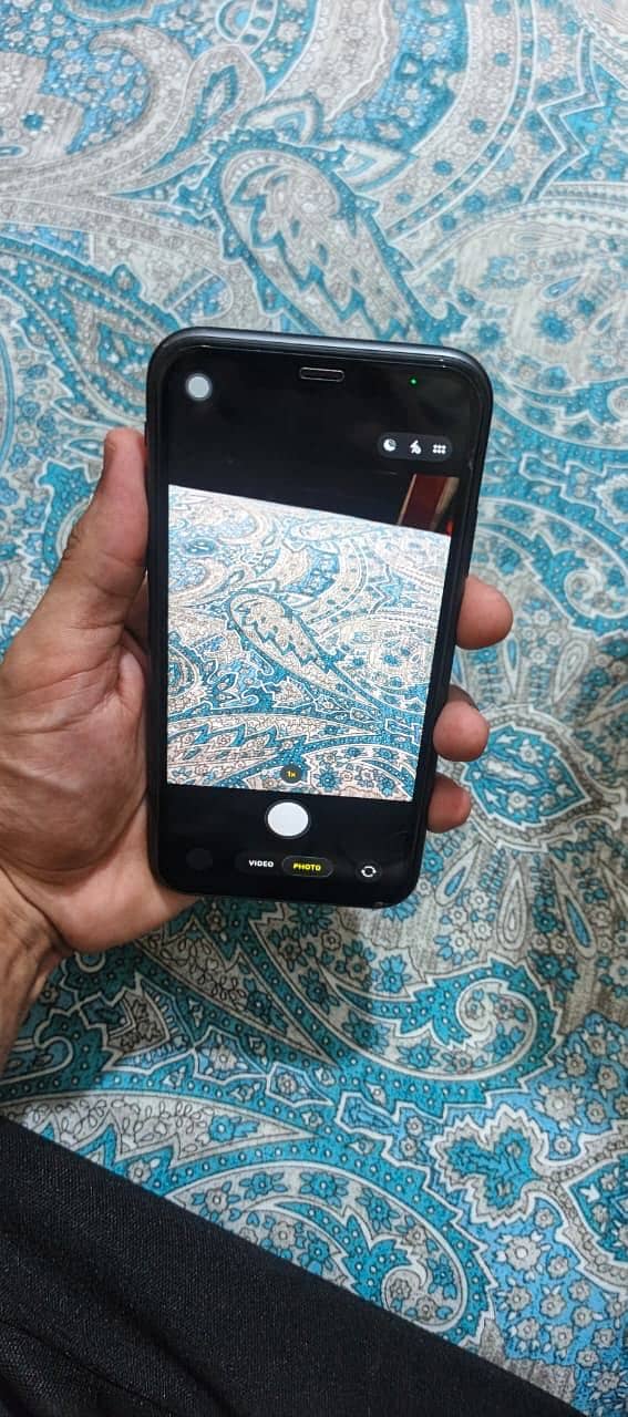 iPhone 11 JV 1