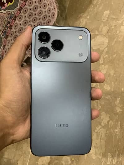 Tecno spark 50