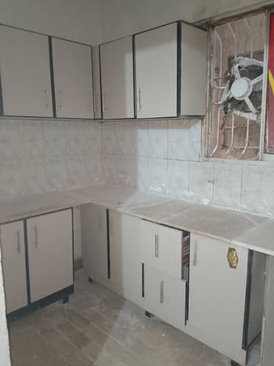 For sale 2 bed lounge in bisma avenue johar block 13