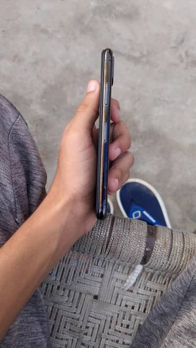 Apple iPhone X