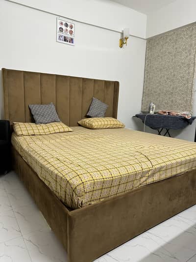 Bed with mattress foam