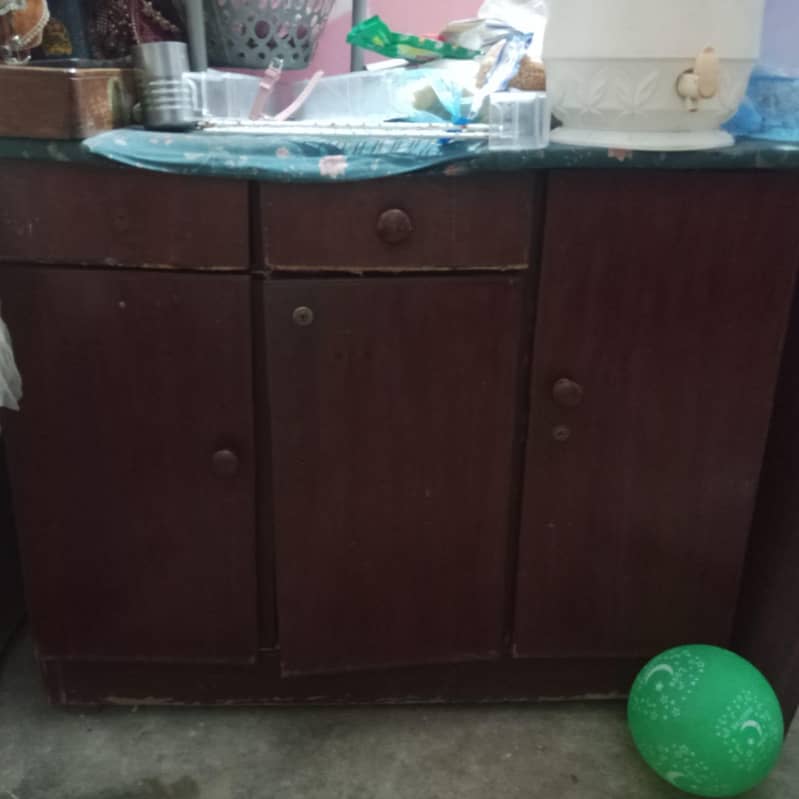 iron stand 1