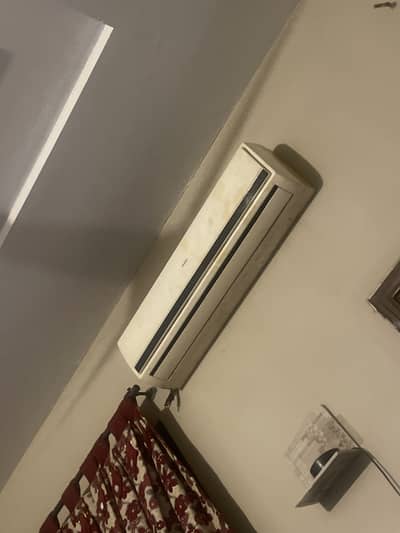 Haier 1.5 ton non Invertor