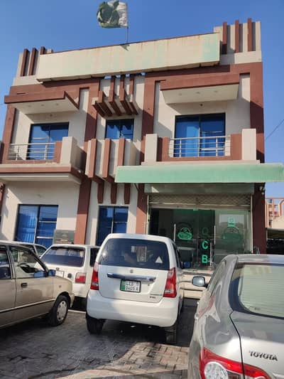 AHMED ASSOCIATES OFFER 1 KANAL COMMERCIAL BUILDING FOR RENT IN JOHAR TOWN R2 NEAR TO SHUKAT KHANUM HOSPITAL LAHORE.