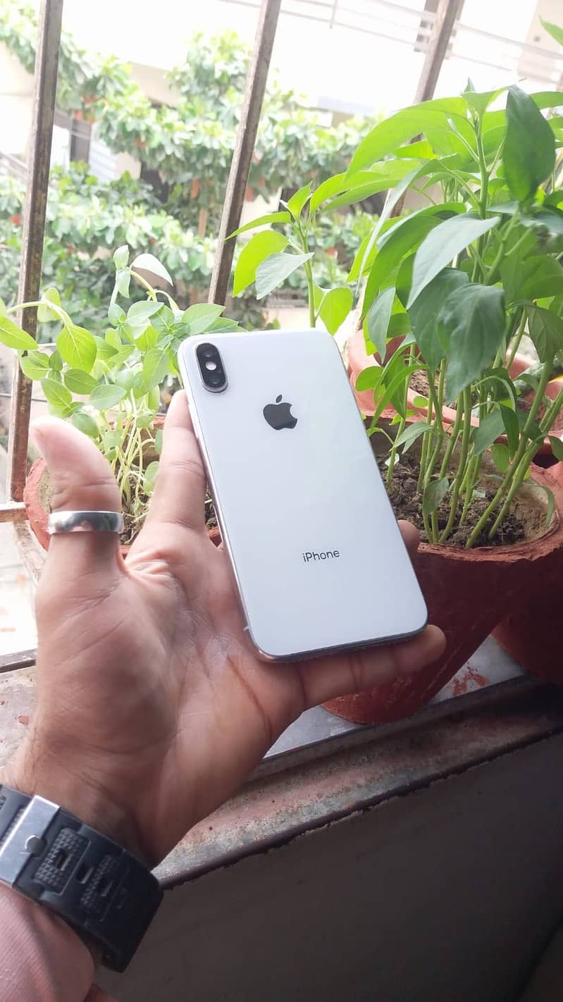 Apple iPhone X 2