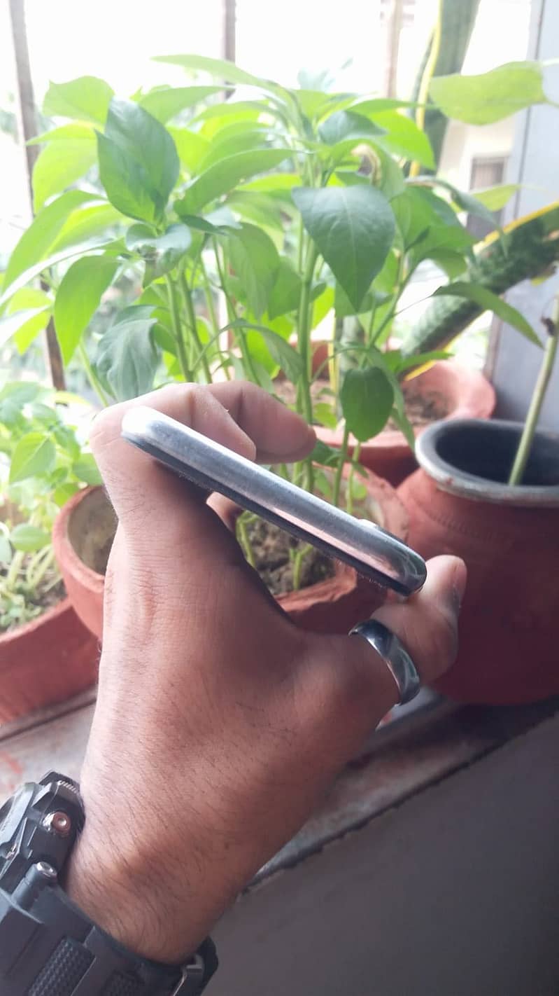 Apple iPhone X 5