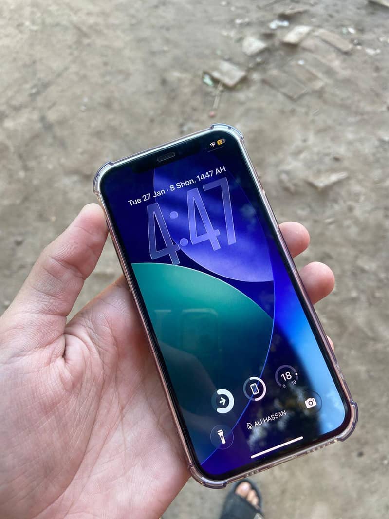 Apple iPhone 12 1