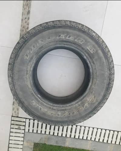 Tyre 265/70/R16