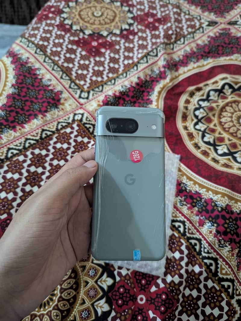 Google Pixel 8 1