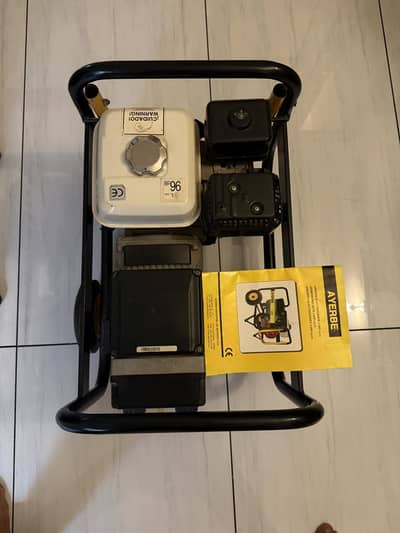 AYERBE (Spain) HONDA 2.5KVA AVR 230 VOLTAGE