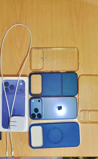 Iphone 17 Pro Max 256GB Deep Blue | 55 Battery Cycles | LLA AT&T Jv |