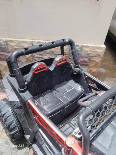 Kids jeep