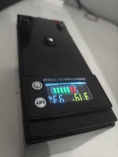 12v Lithium Battery + Powerbank (Qualcomm quick charge integrated)