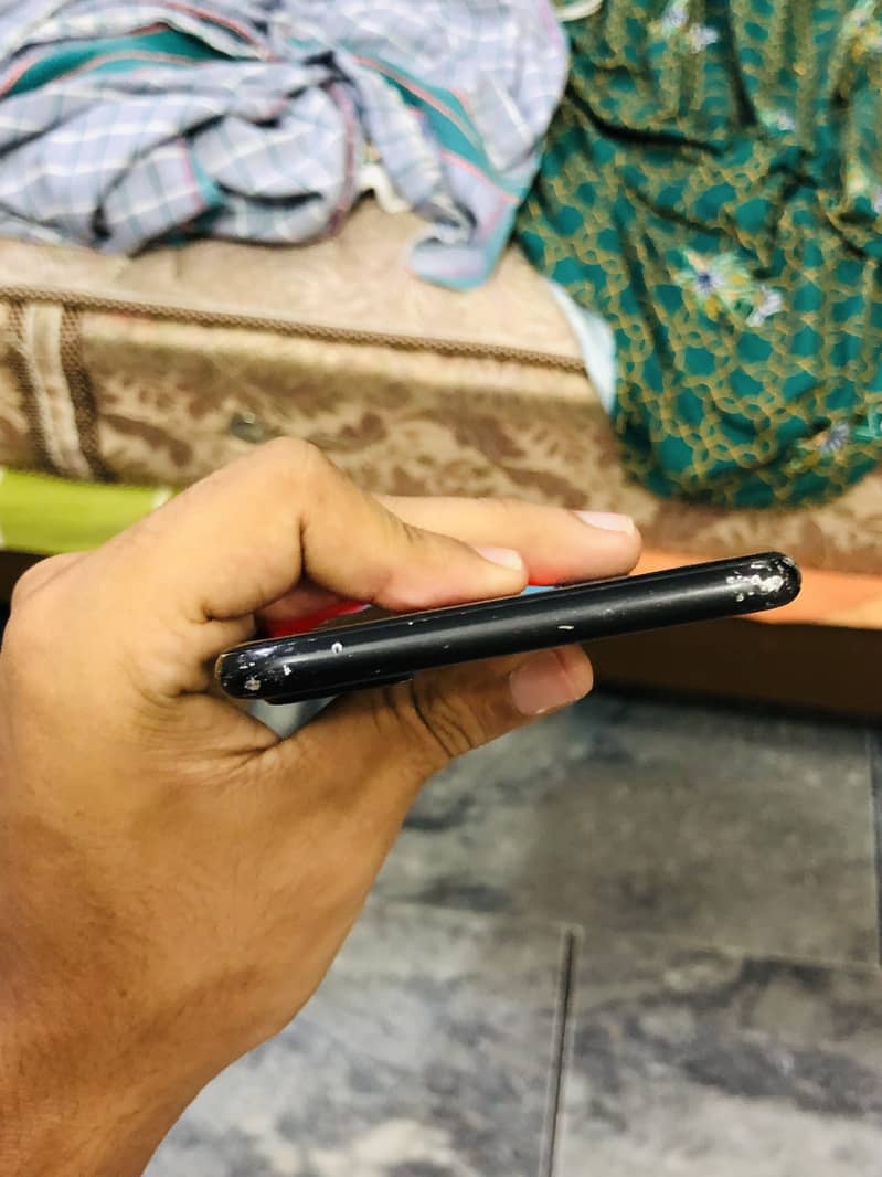 Apple iPhone 7 Plus 4