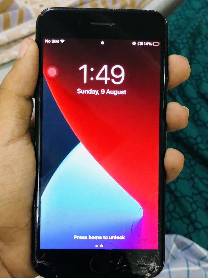 Apple iPhone 7 Plus 5