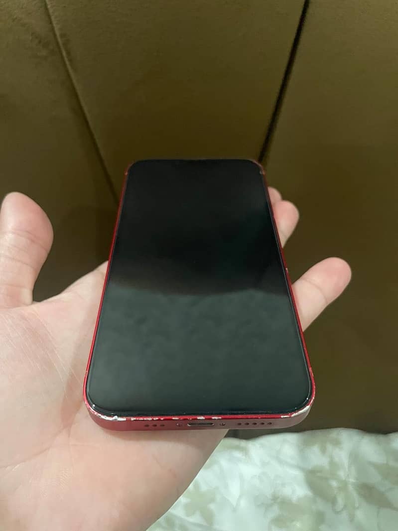 Apple iPhone 13 3