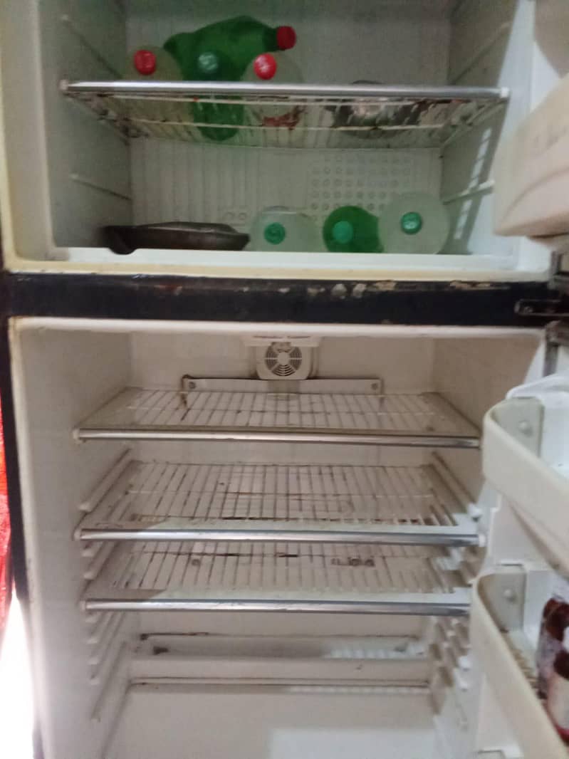 FRIDGE 2