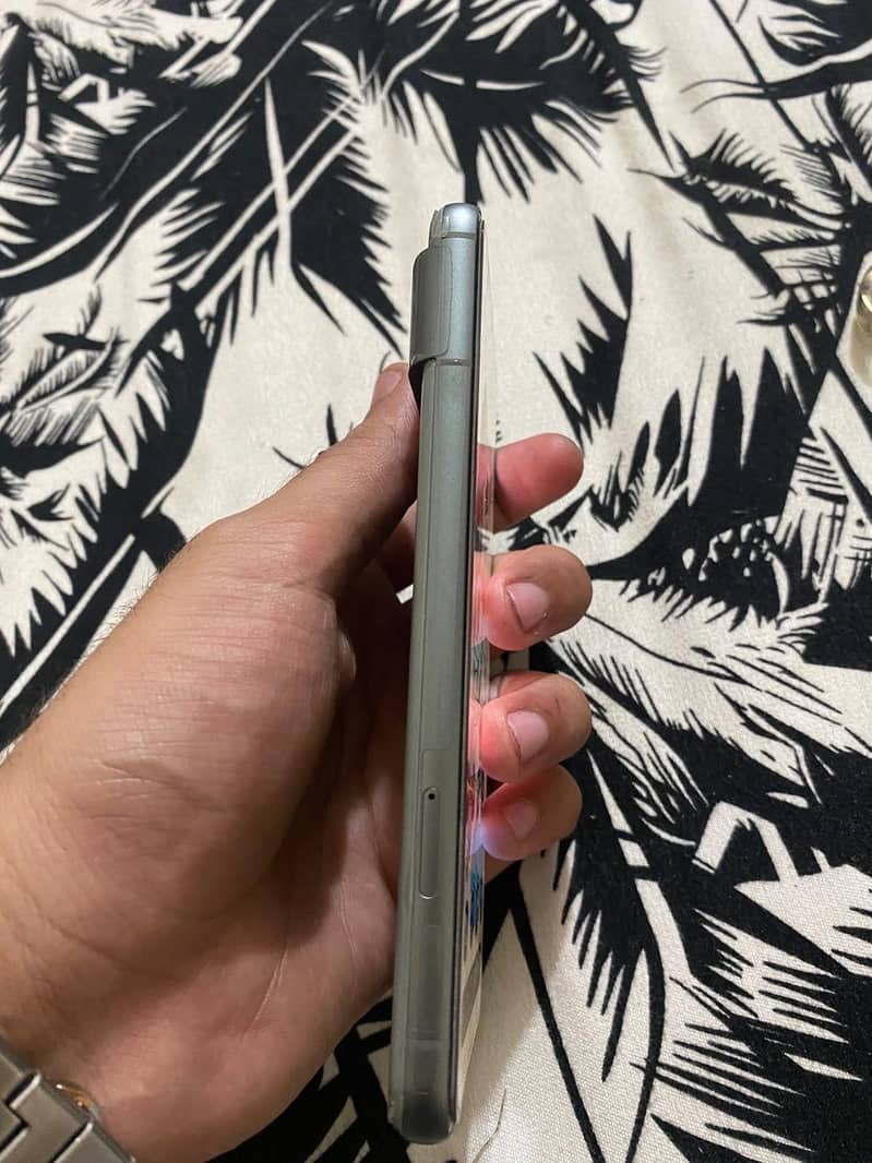 Google Pixel 8 3