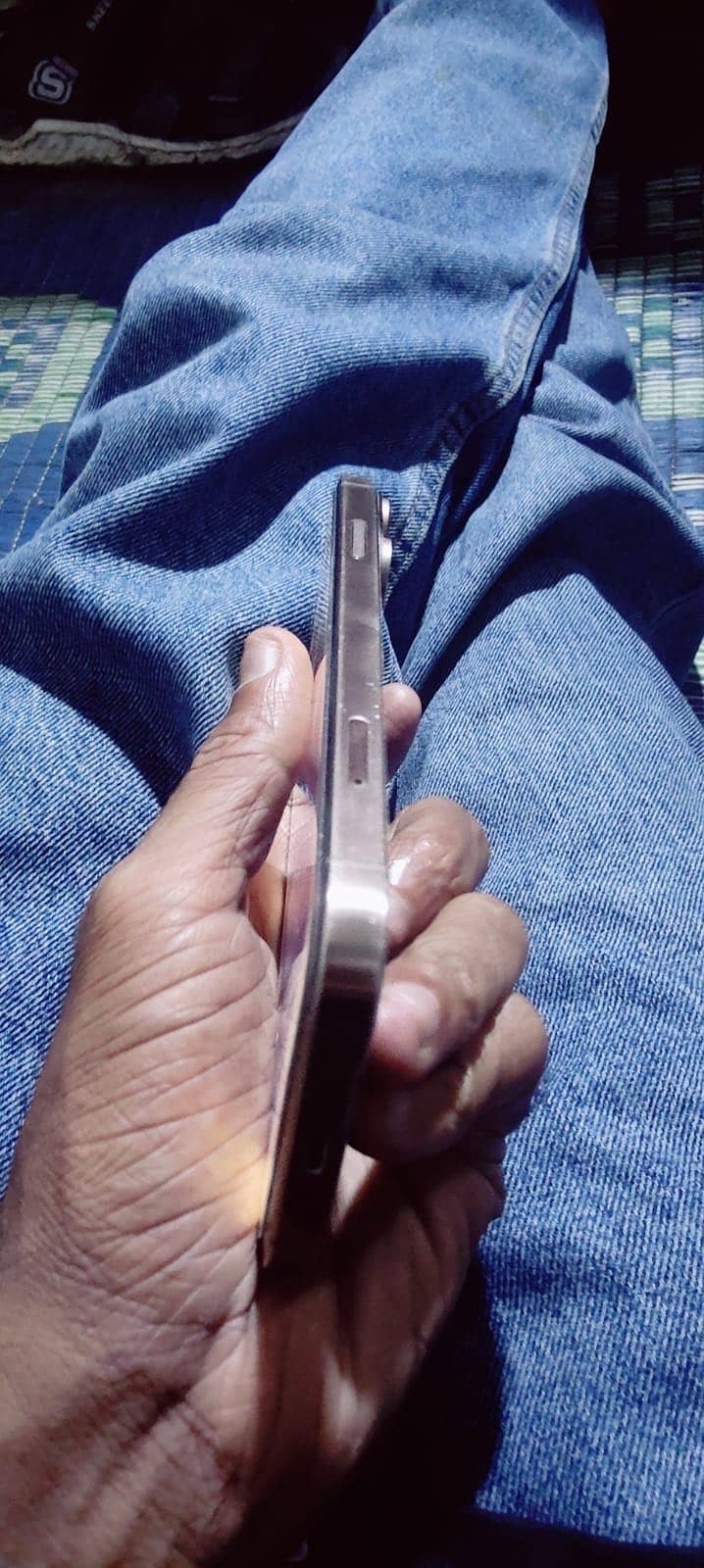 Apple iPhone 16 Pro Max converted 0