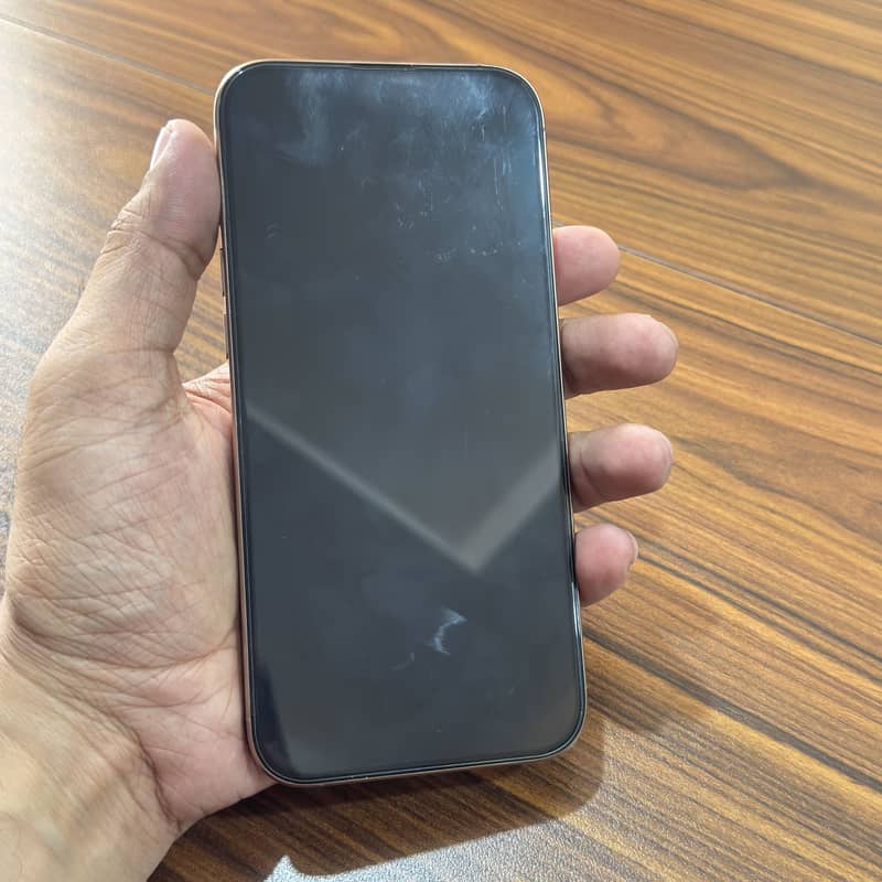 Iphone 16 Pro Max 5