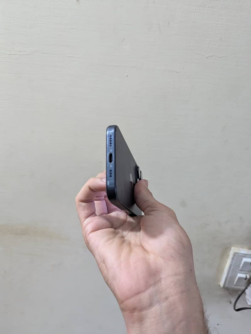 Iphone 15 Pro 3