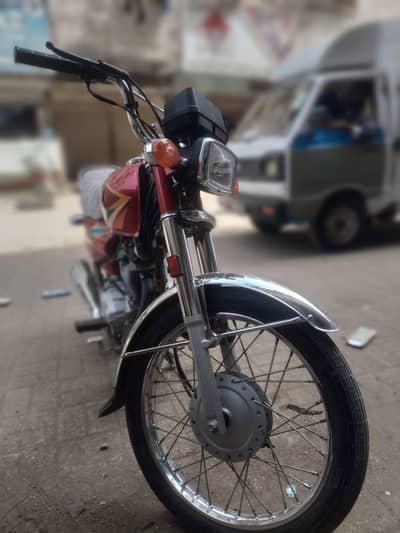 Honda CG 125 | August 2025 Model | Untouched Condition | Urgent Sale