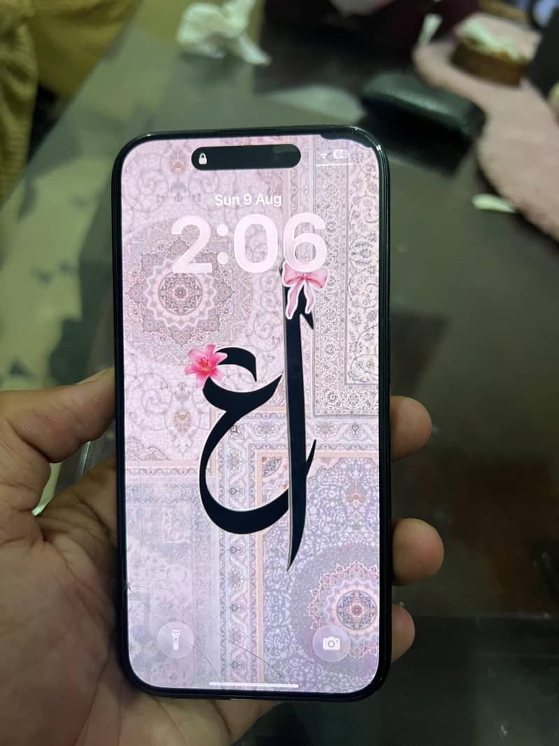 Apple iPhone 15 Pro 4