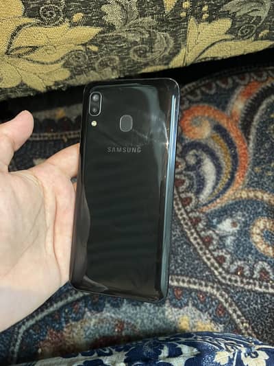Samsung Mobile A20
