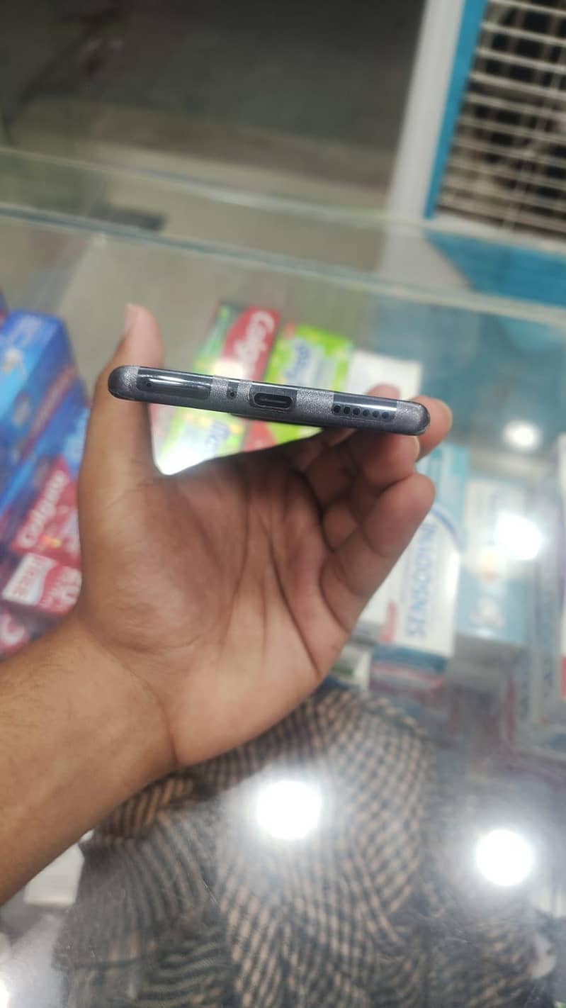 Tecno CAMON 30S 3