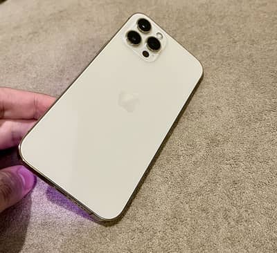 Apple iPhone 12 Pro Max - 10/10 (Complete Box)