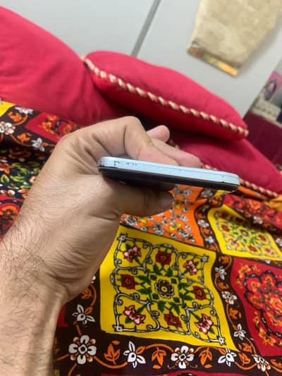 Infinix Hot 12