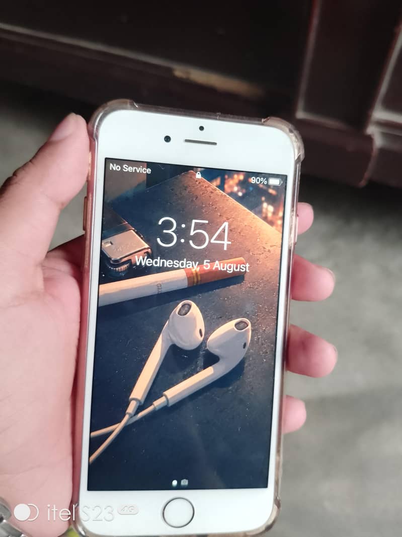 Apple iPhone 6S 5
