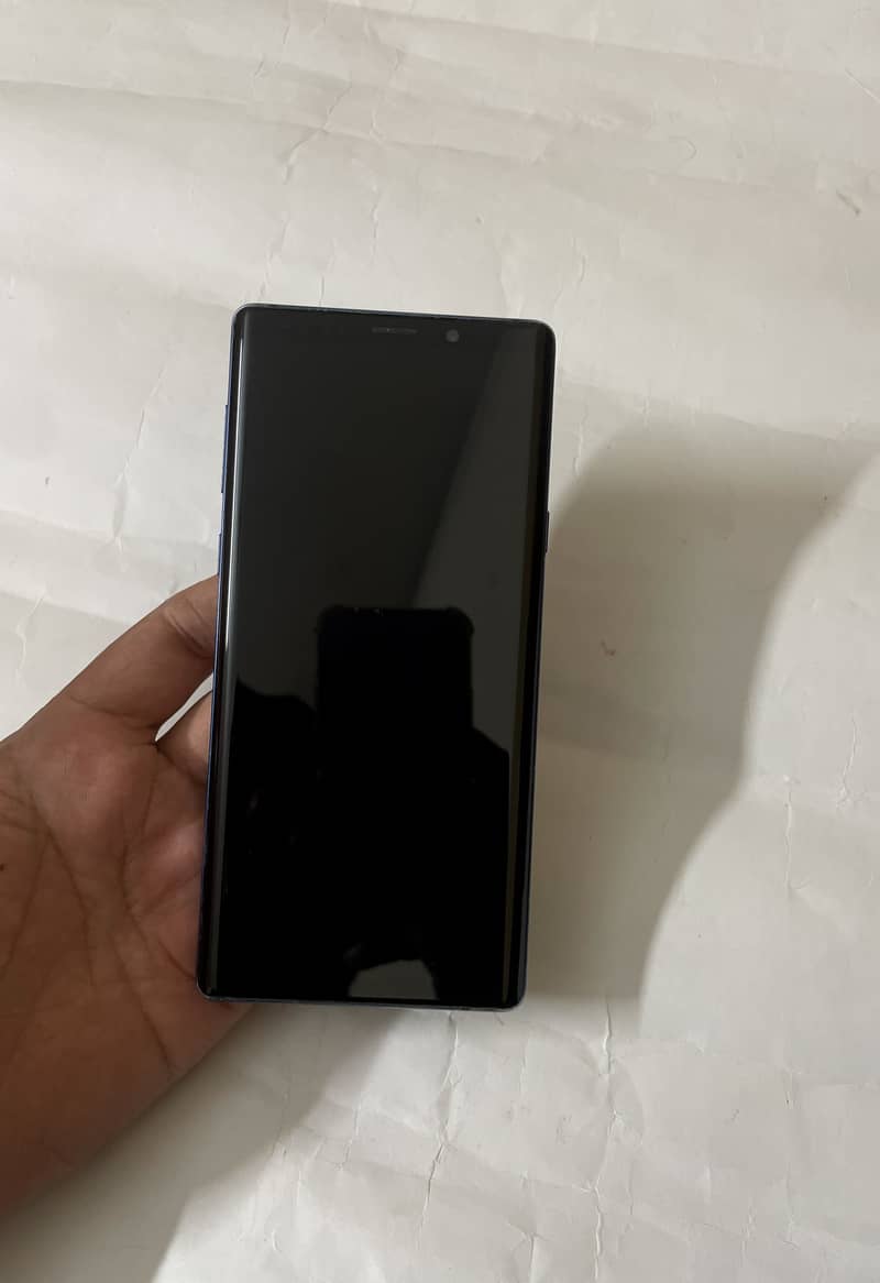 Samsung Mobile Note 9 6