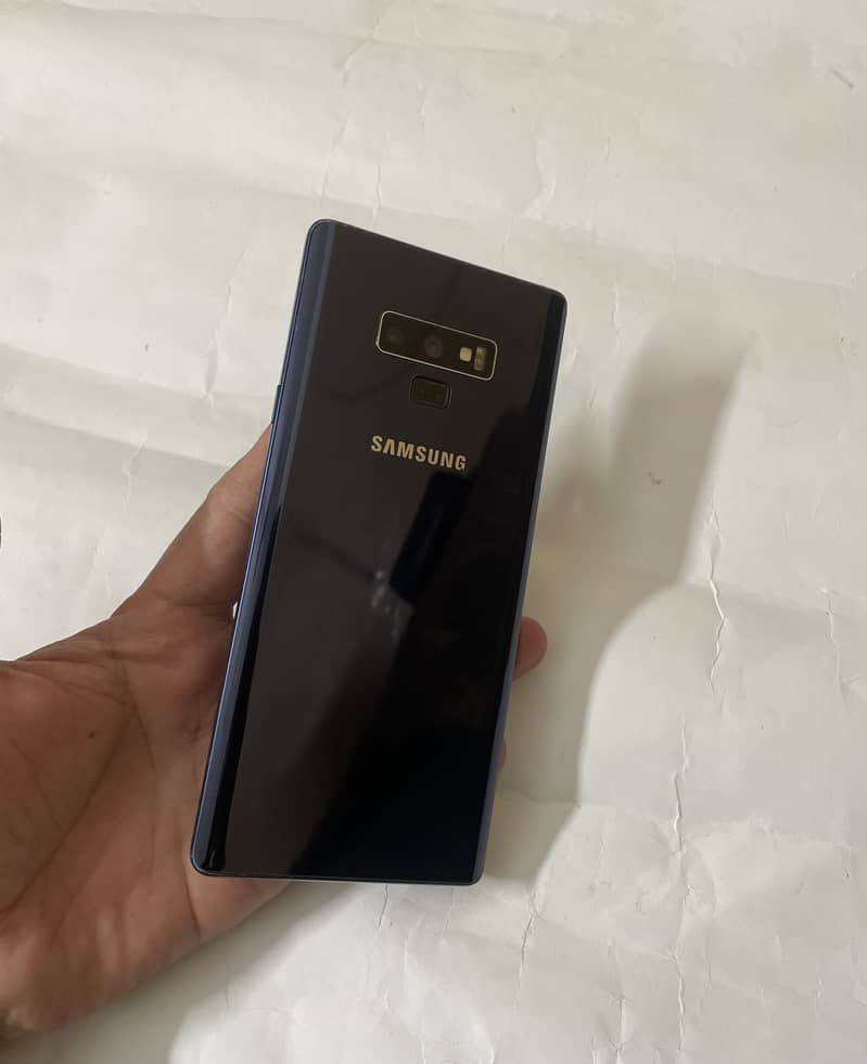 Samsung Mobile Note 9 9