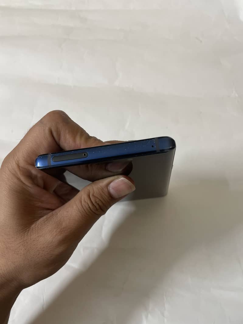 Samsung Mobile Note 9 11