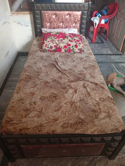 sing iron bed an double bed wooden. plus wooden dressing and shocase