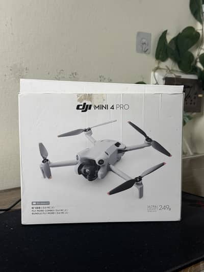 DJI MINI 4 PRO FLY MORE COMBO COMPLETE BOX