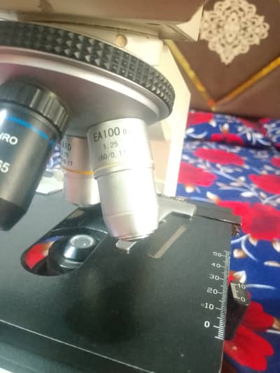 China microscope and centrifugal machine