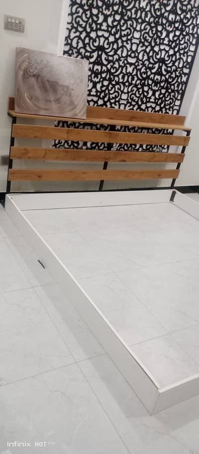 Floor bed king size from Habitt