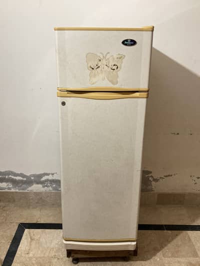 Dawlance fridge