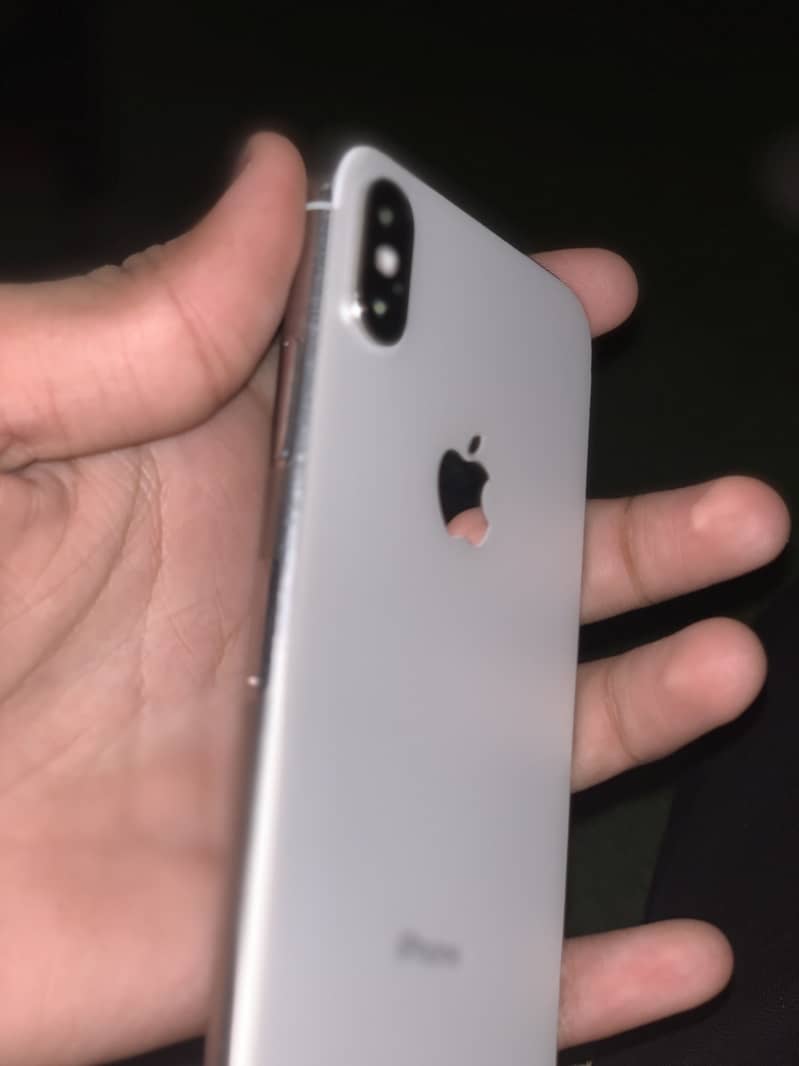 Apple iPhone X 0