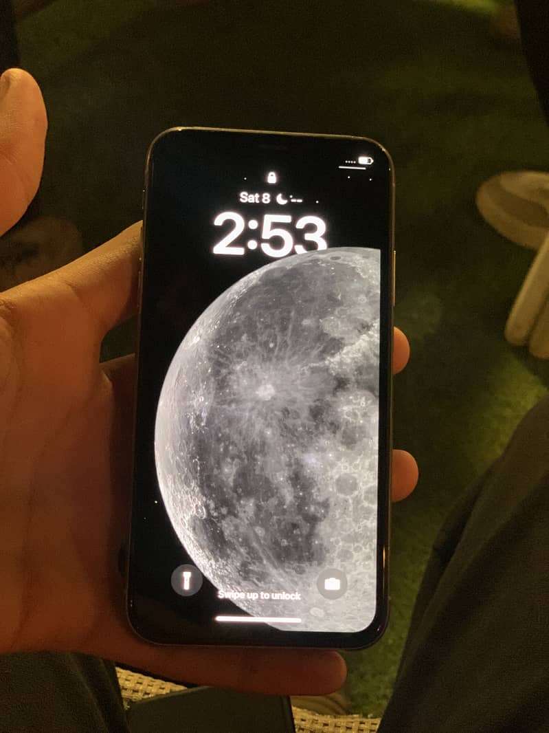 Apple iPhone X 3