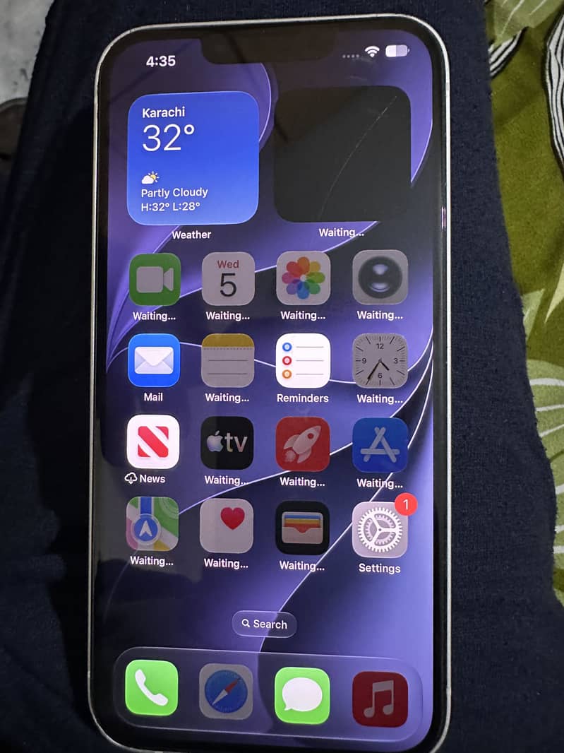 Apple iPhone 13 1