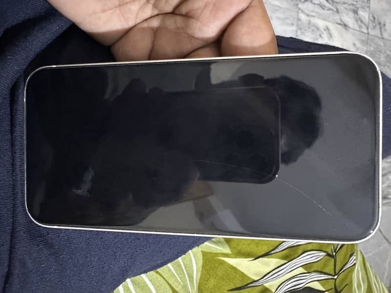 Apple iPhone 13 5