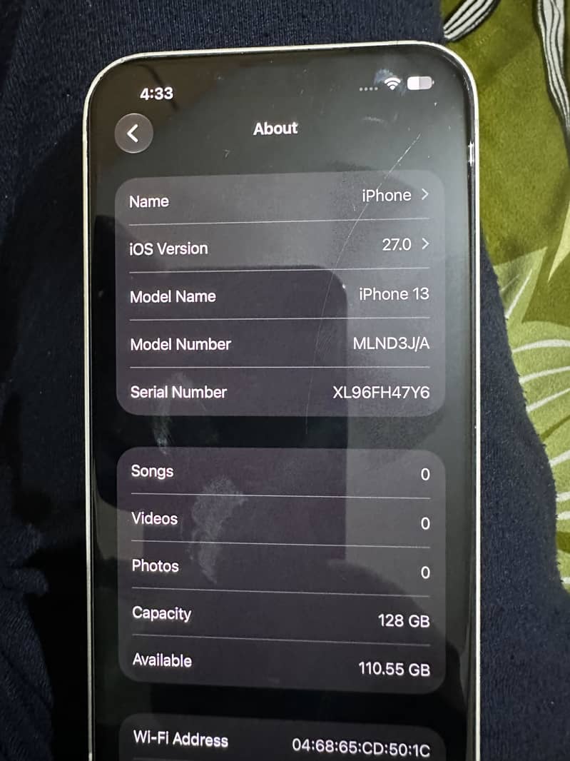 Apple iPhone 13 8