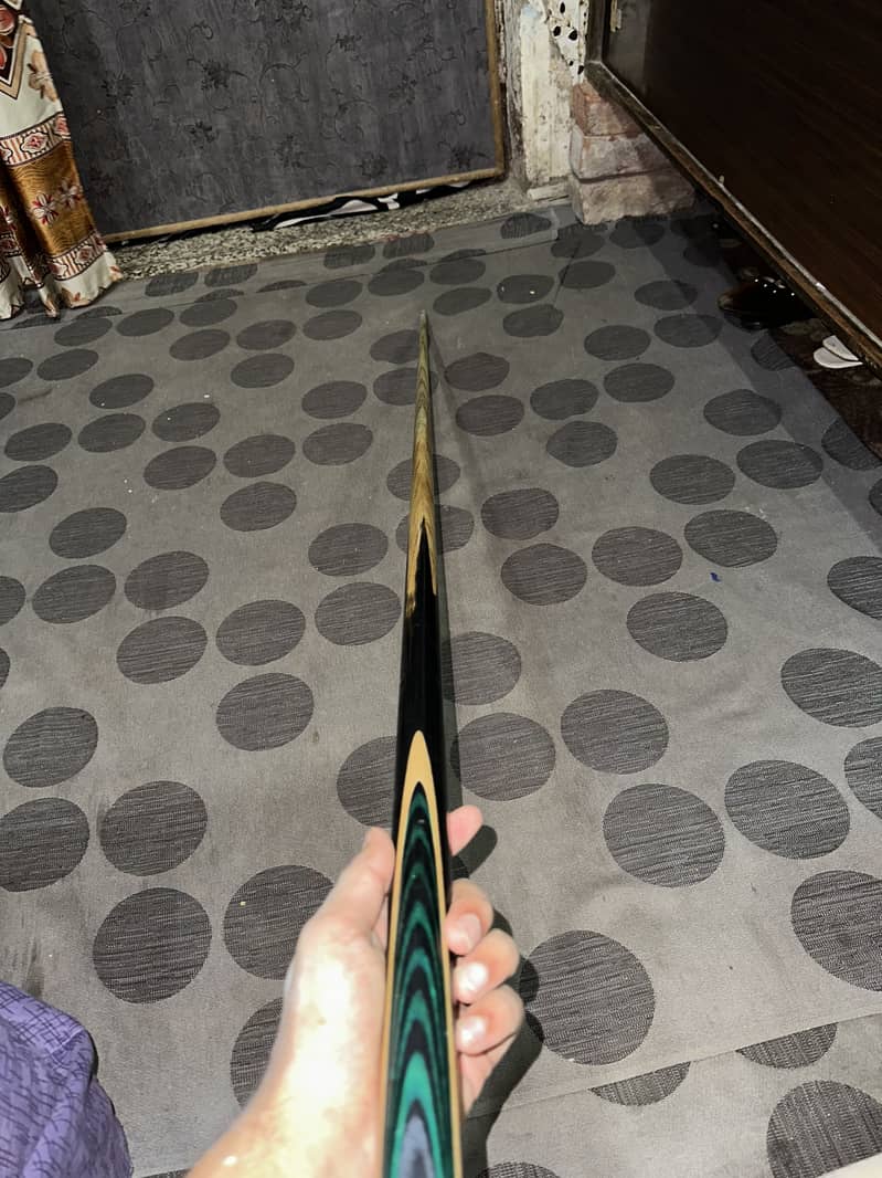 Snooker cue 2
