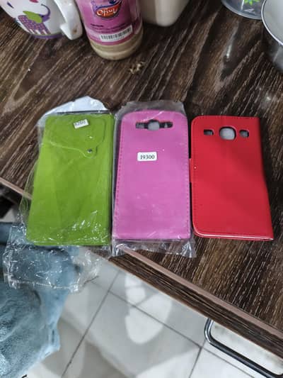 3 new mobiles pouches available