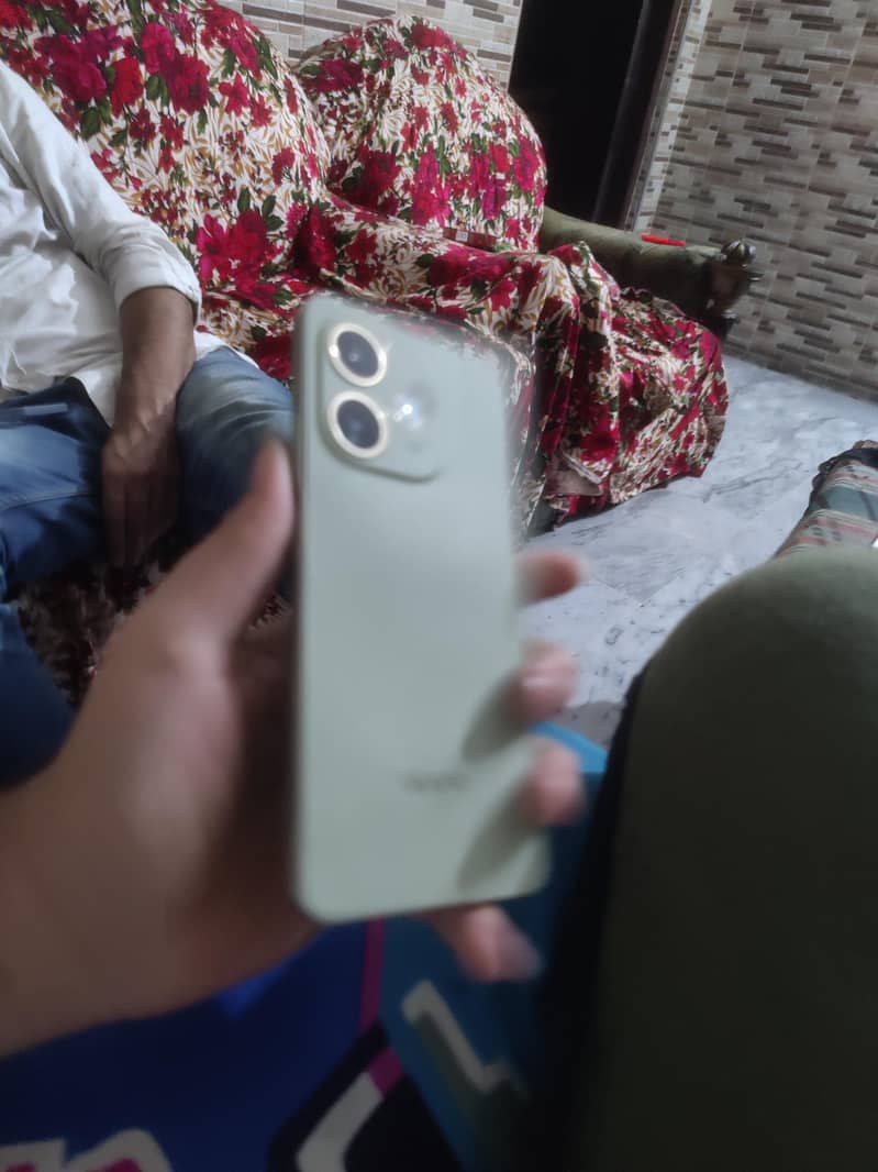 OPPO A5 Pro 1