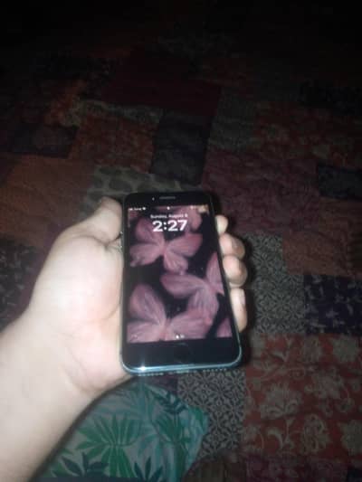 Apple iPhone 8